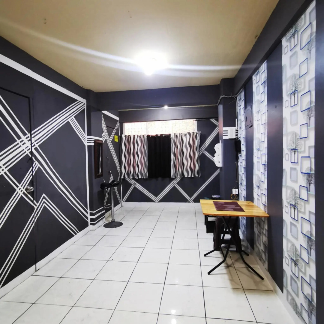 Cabanatuan CIty PNY TRANSIENT INN 1