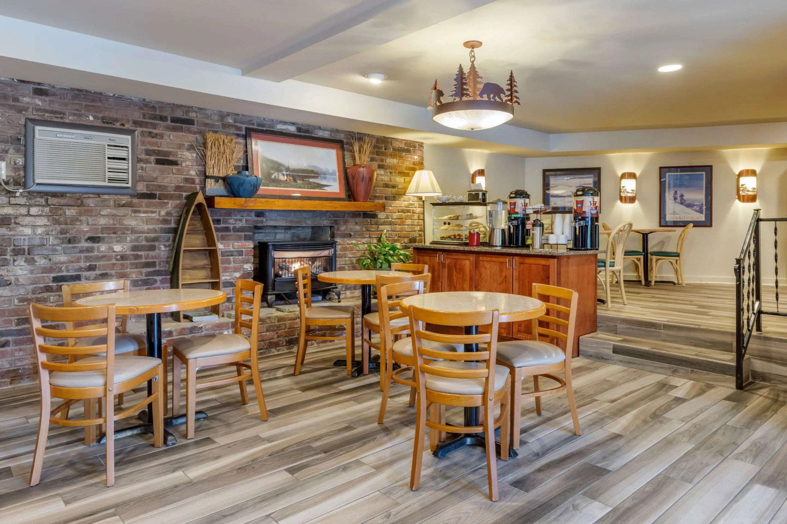 Econo Lodge Cherokee Near Island Park