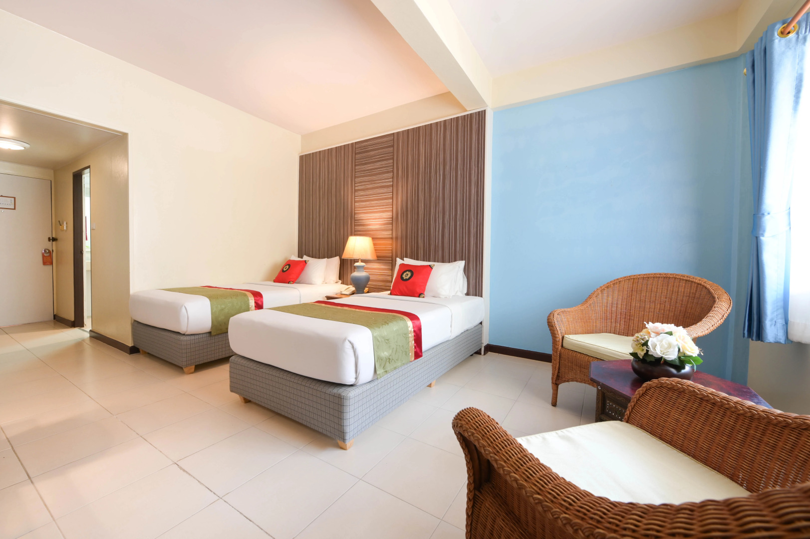 S Lodge Pattaya (formally known as Sabai Lodge)