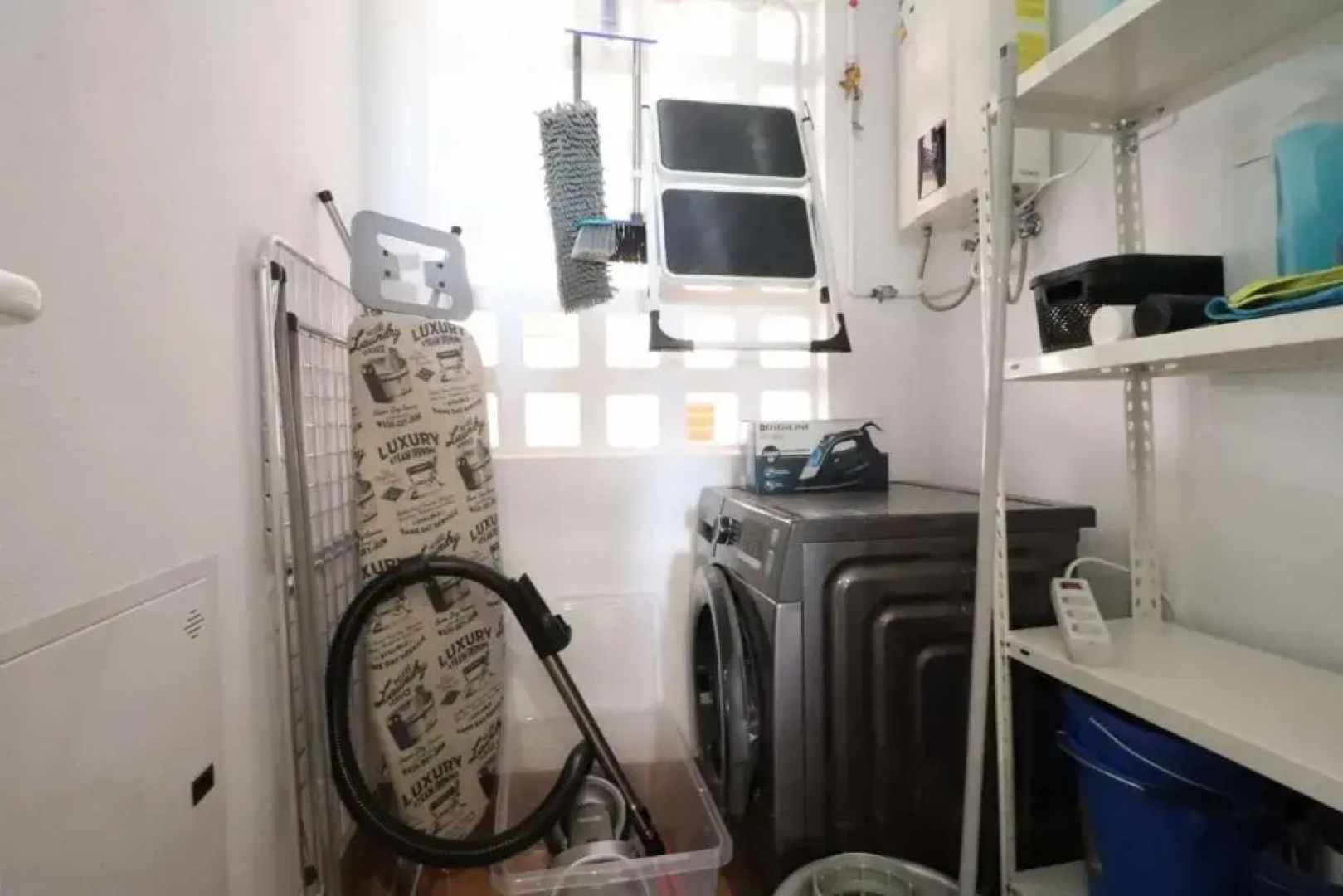 Casa de Femmie apartamento de lujo terraza jardín y piscina comunitaria