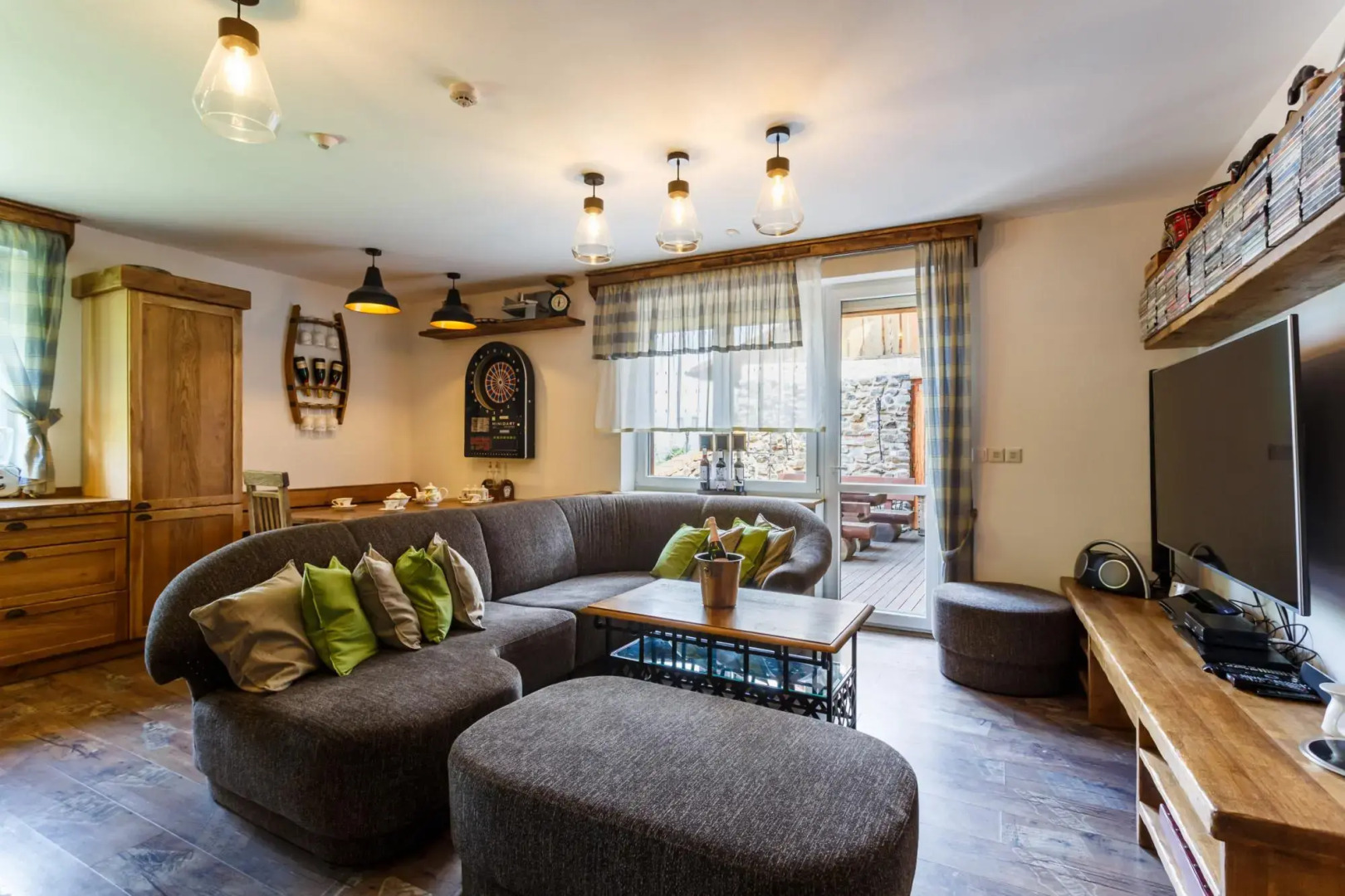 Pstruzi Mptm562 in Pstru