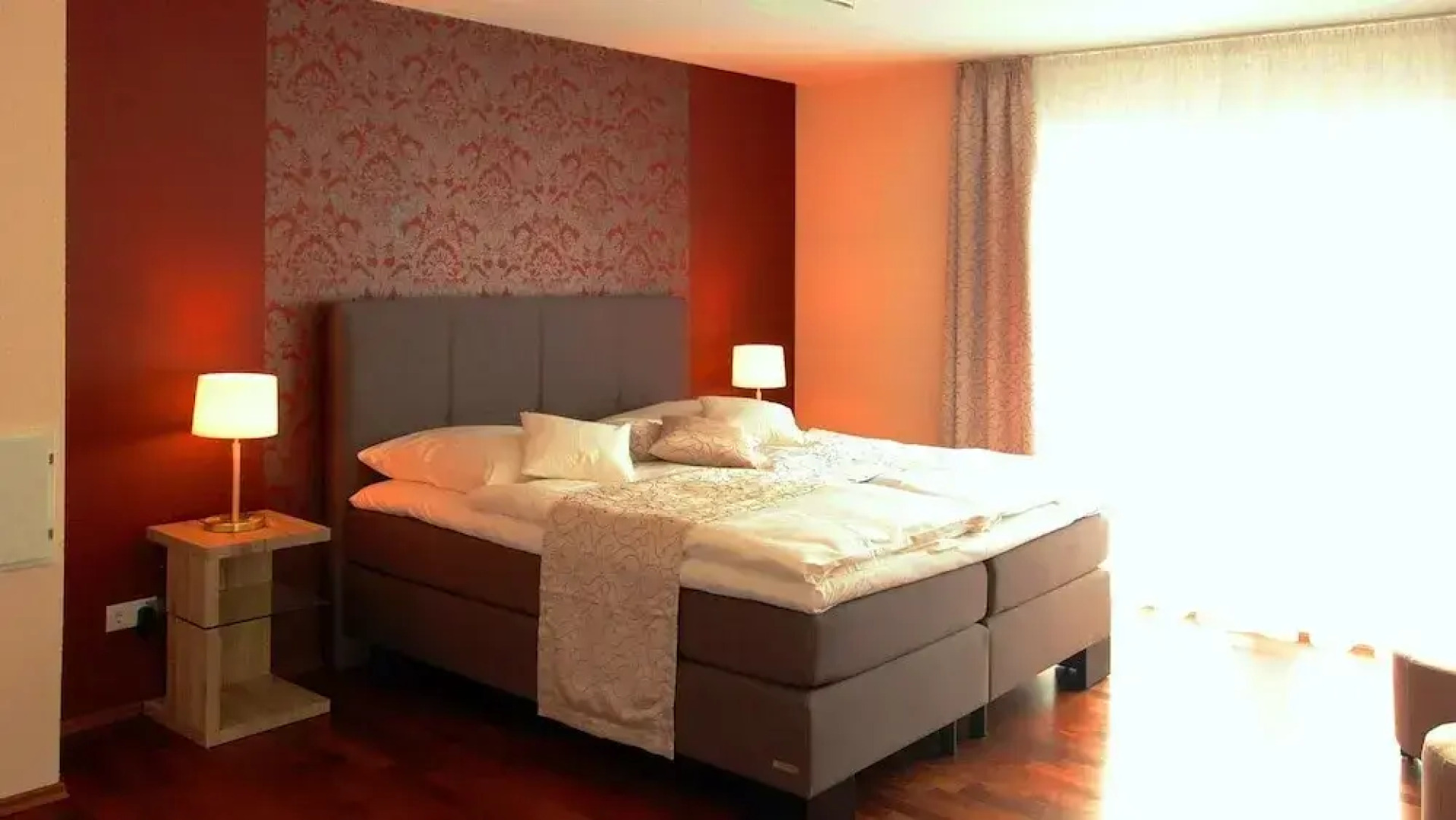 Lamex Inn Hotel And Restaurant