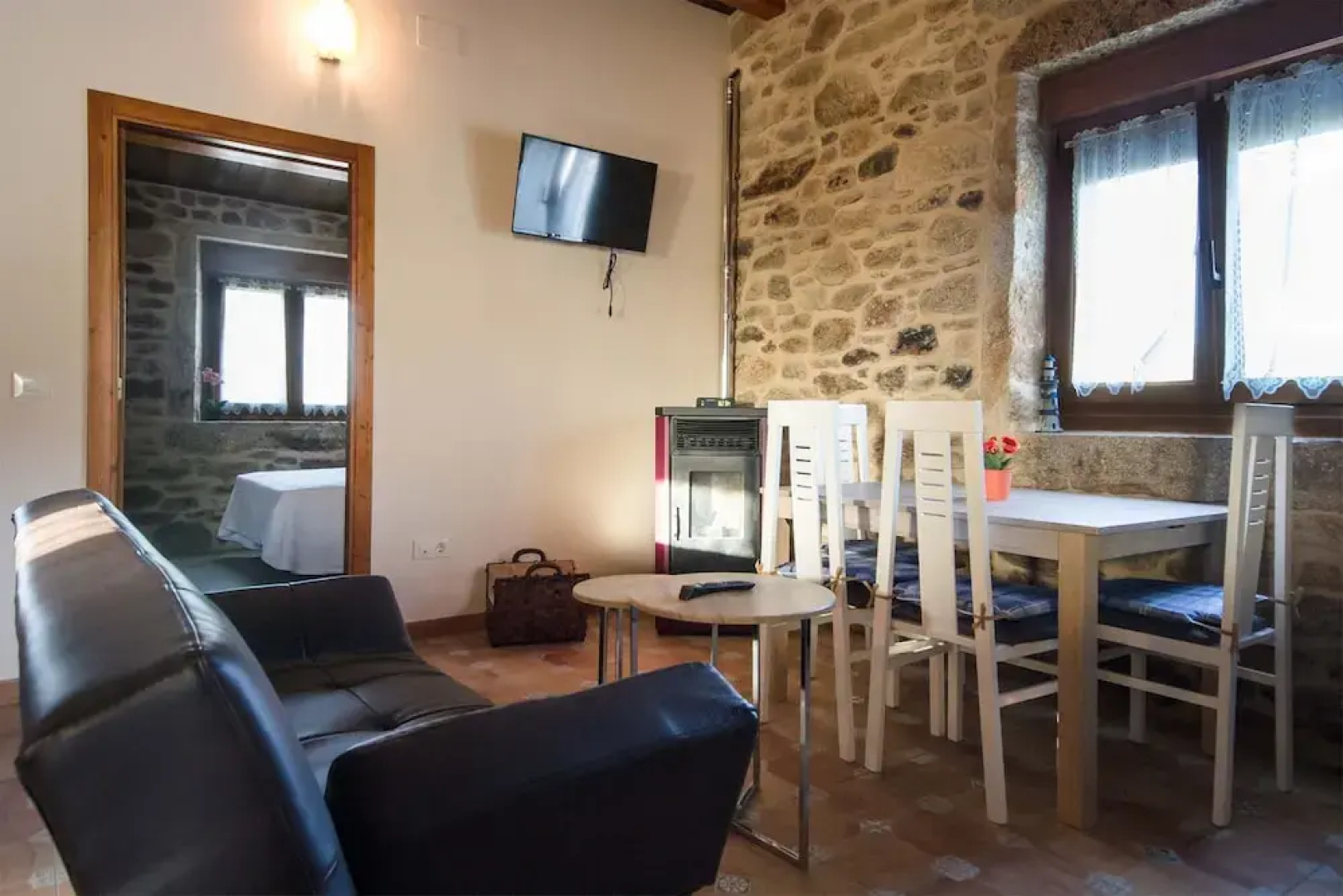 104225 -  House in Muxía