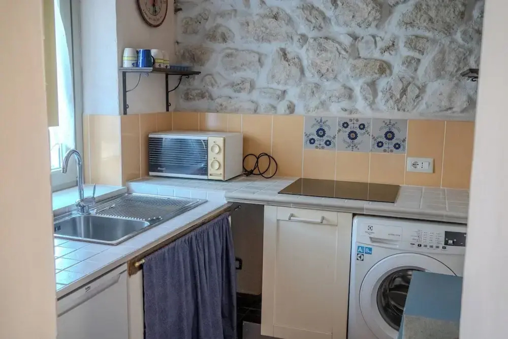 Casale nel Verde con Piscina e Vista