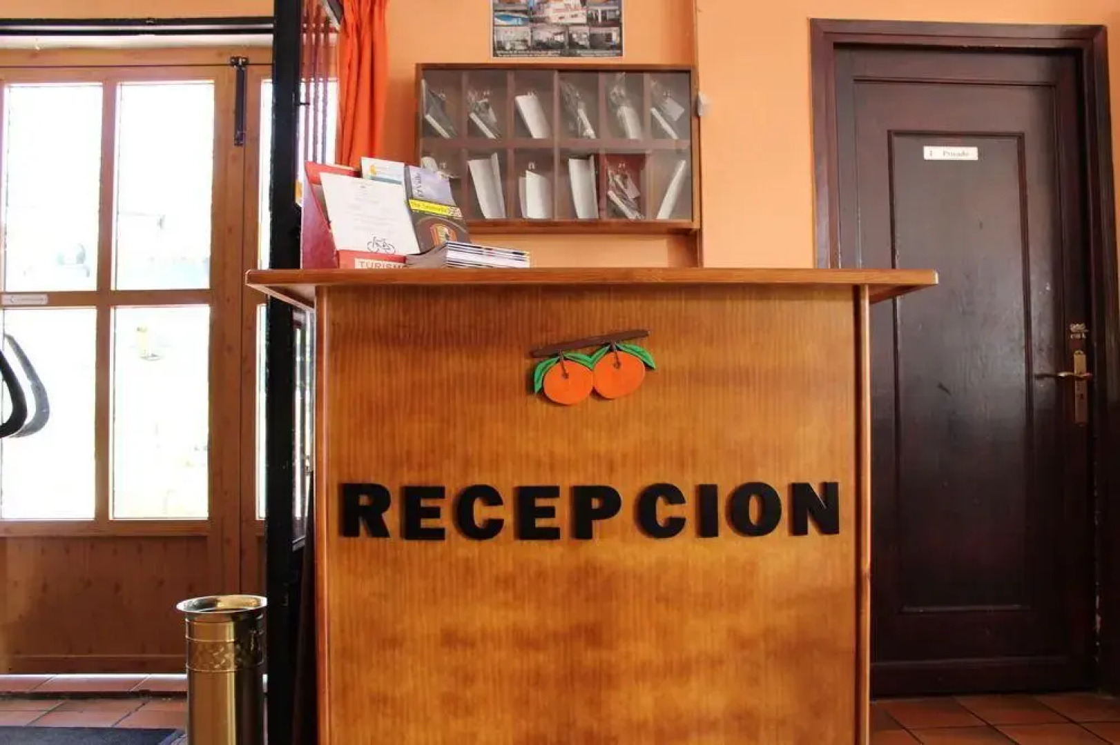 Hostal y Apartamento Rural Los Naranjos