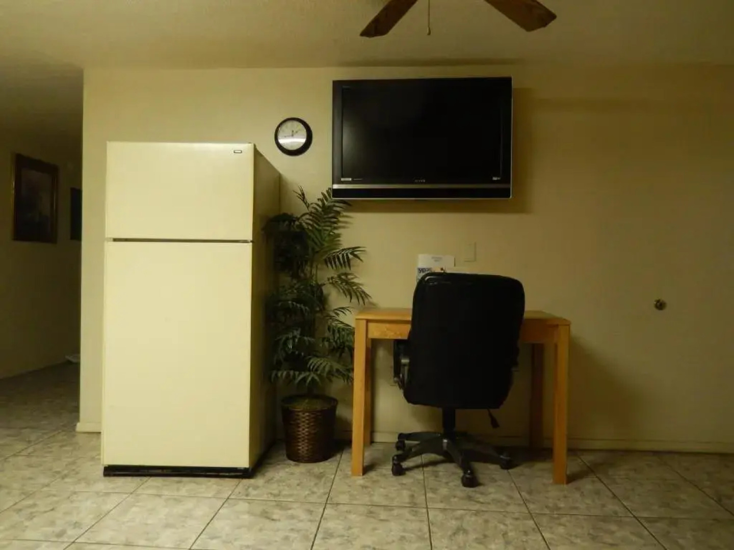 Pearsall Executive Inn