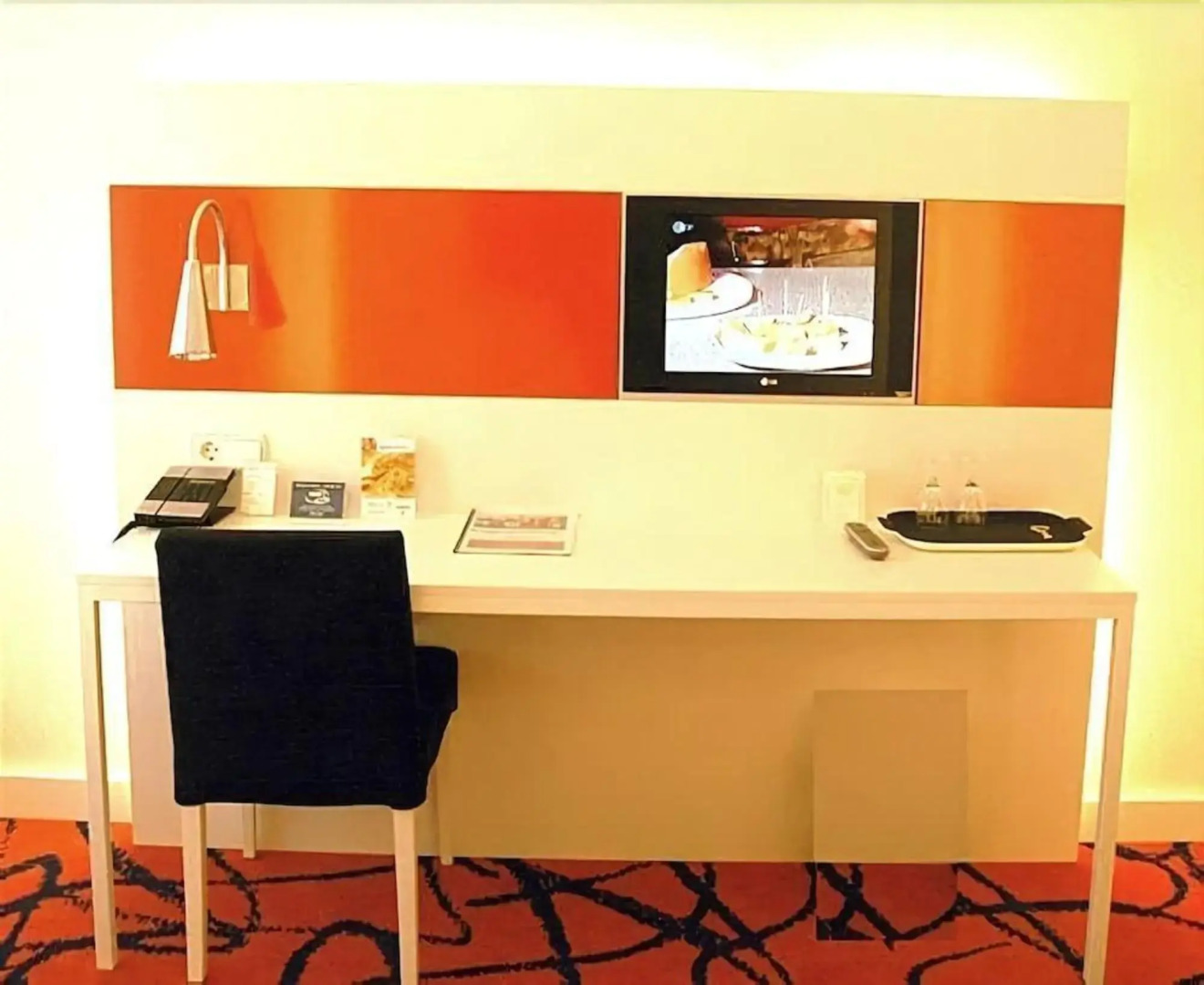 Отель Ibis Styles Frankfurt City