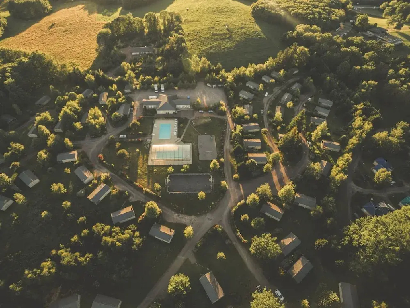 Wooden Chalet With Covered Terrace, on the Edge of a Lake
