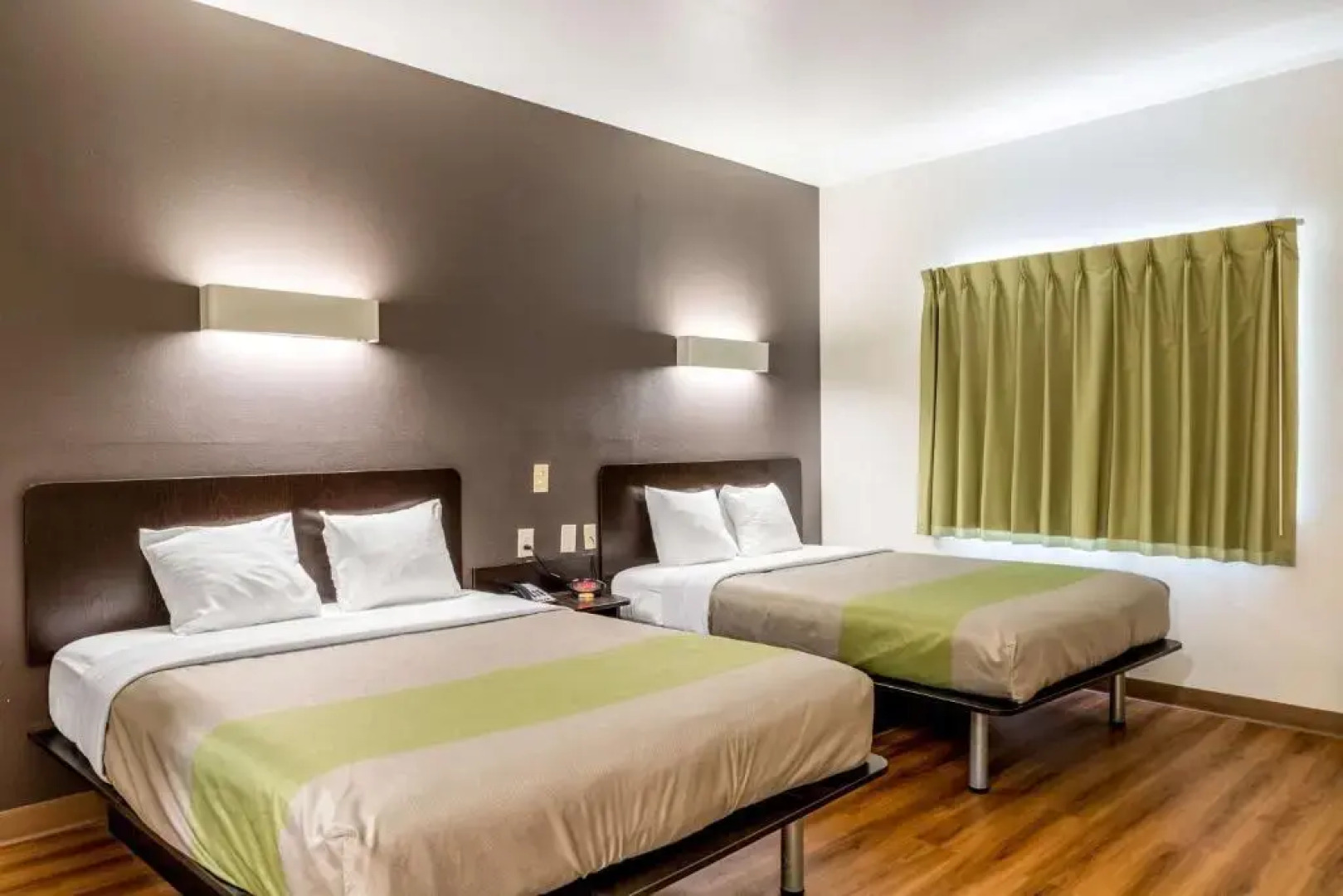 Super 8 by Wyndham Kenedy