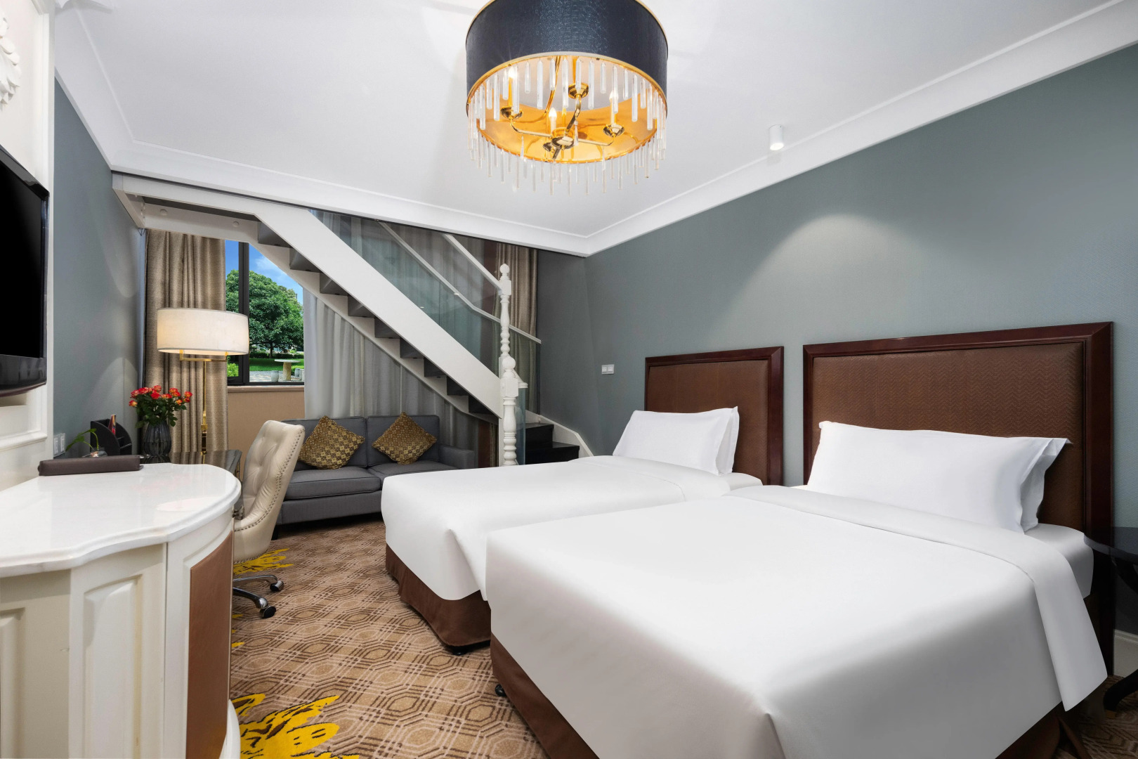 Crowne Plaza Zhengzhou by IHG