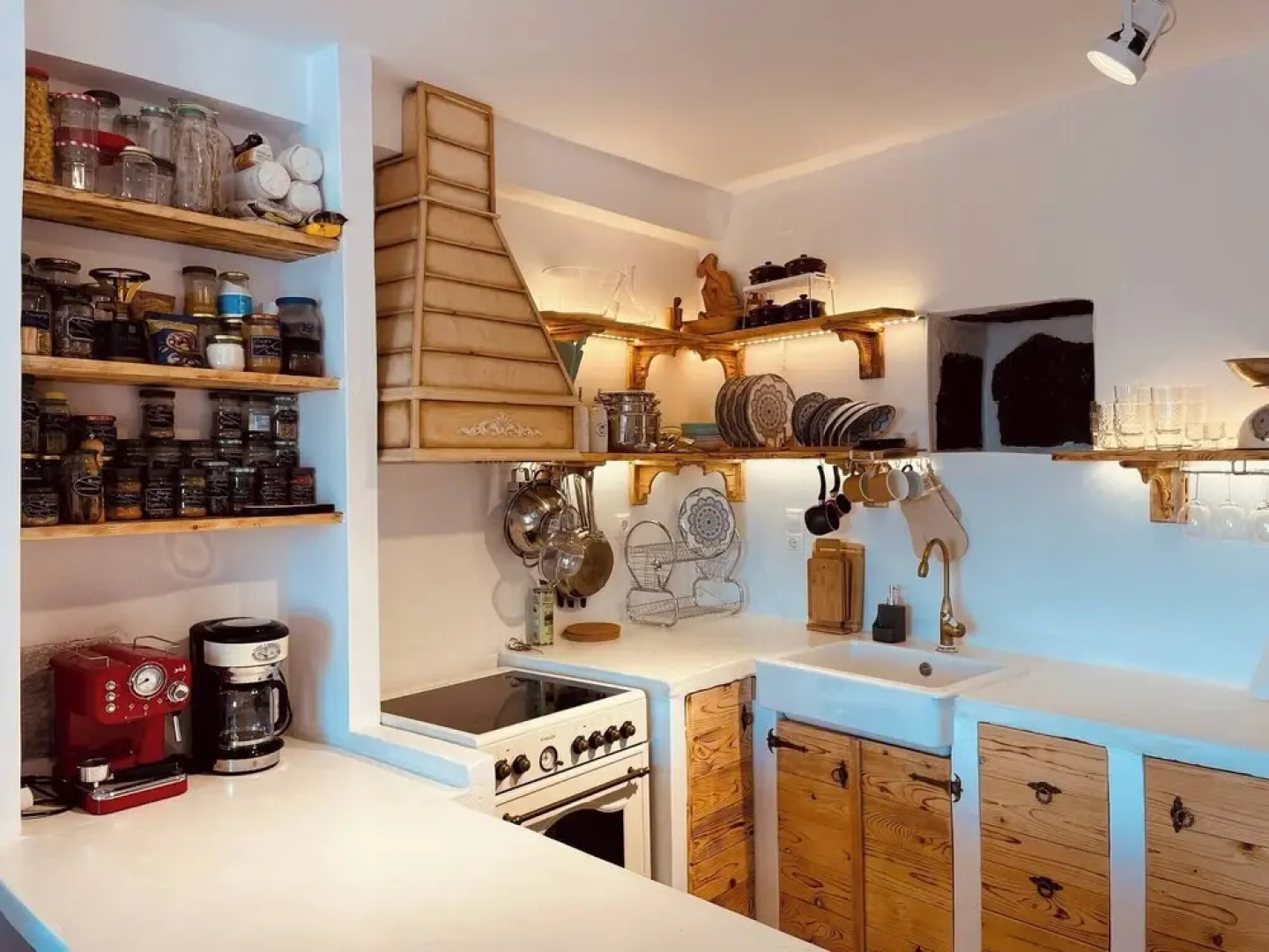 Travellers And Hikers Delight 2, Next To Sougia