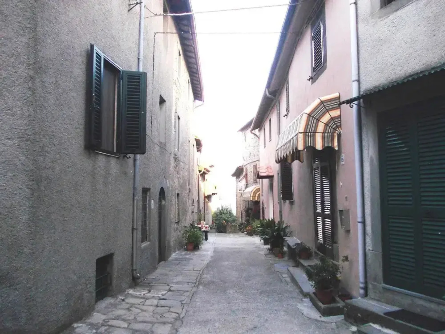 House With 4 Bedrooms in Granaiola, With Wonderful Mountain View and Furnished Terrace - 38 km From the Slopes