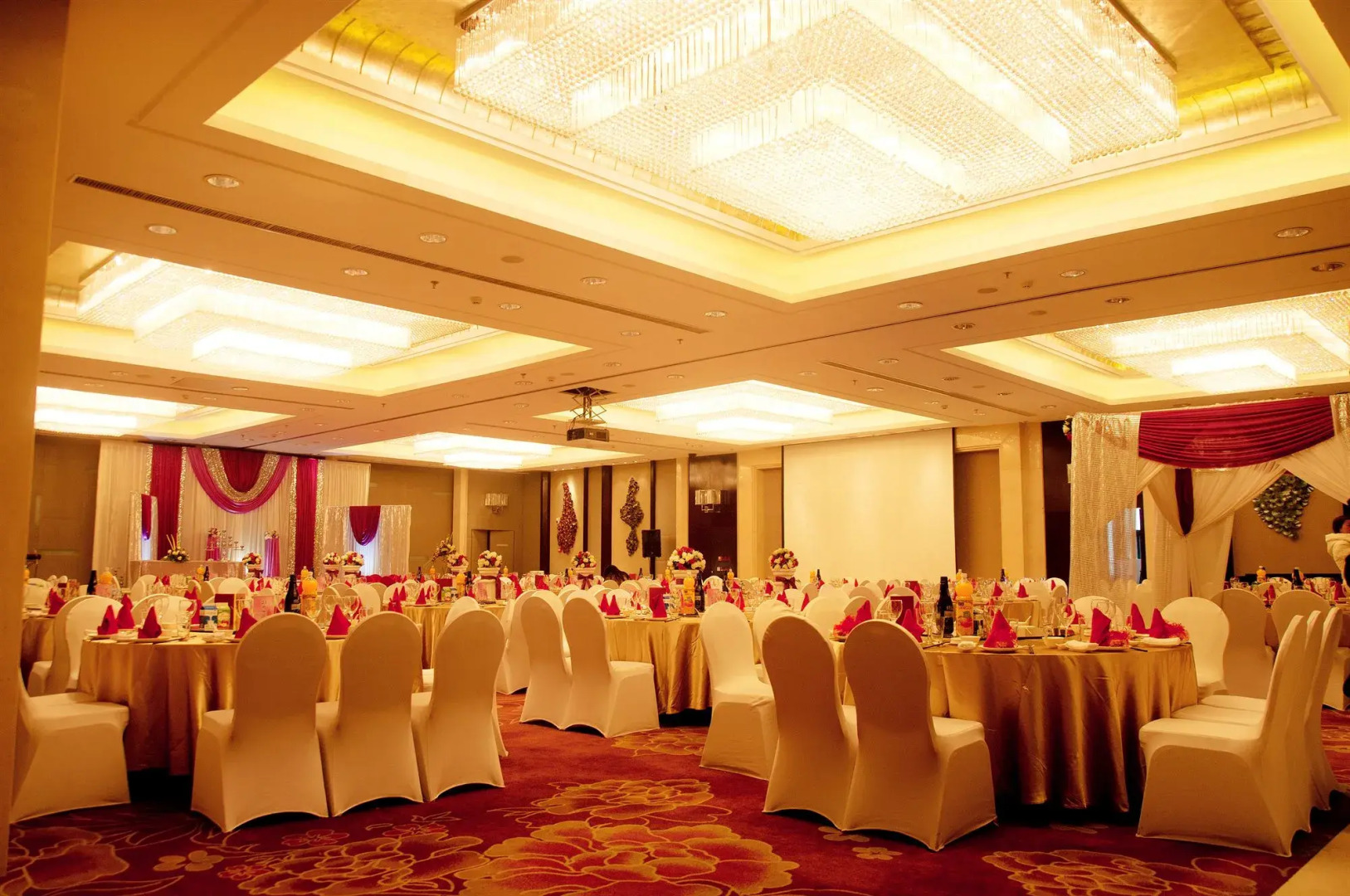 Riviera Hotel Ningbo