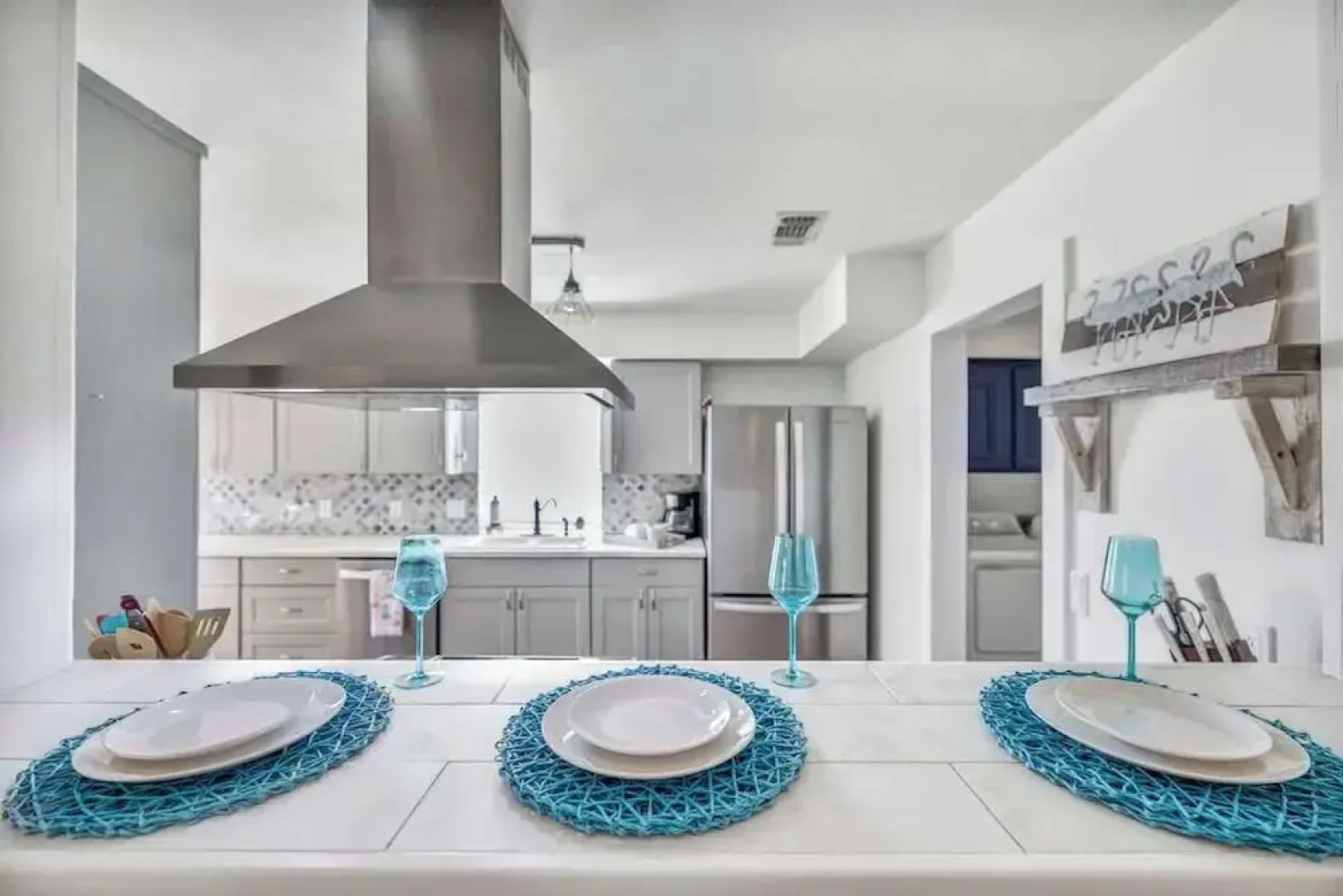 Lakefront Paradise With Firepit