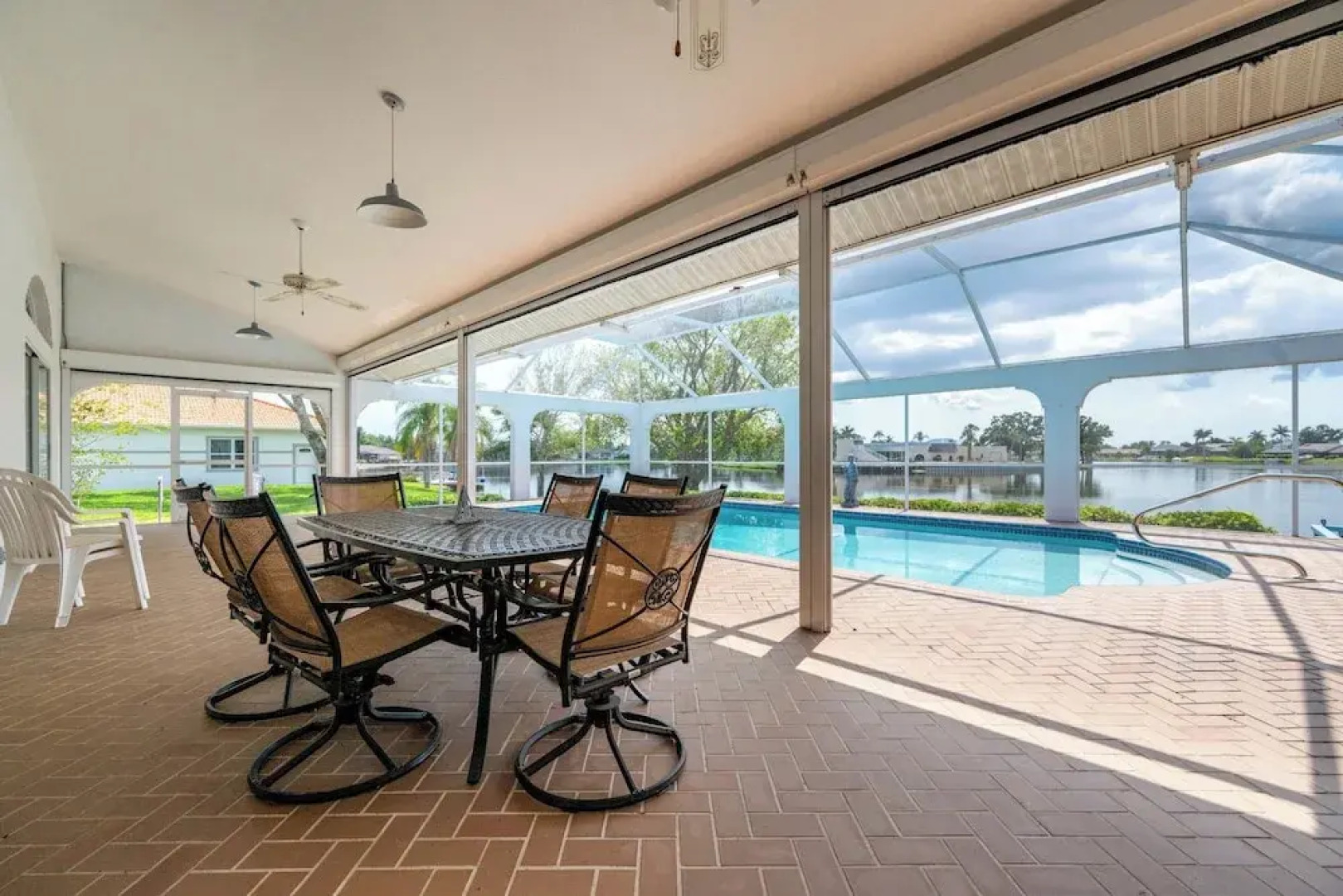 Poolside Bliss & Lake Fun: Florida Getaway!