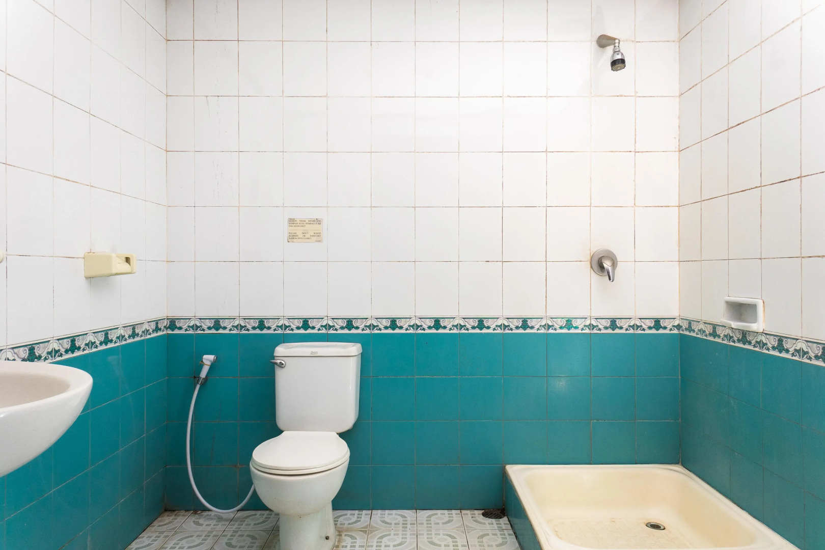 RedDoorz @ Hotel Damanaka Pangalengan