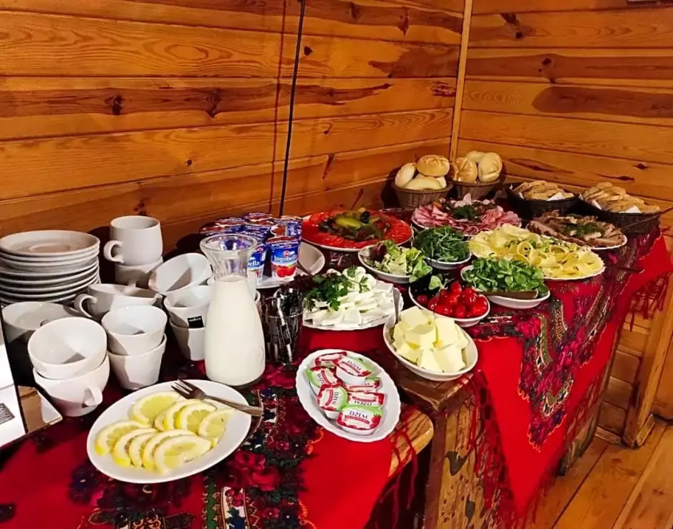 Karczma Regionalna Młyn -Pokoje Goscine