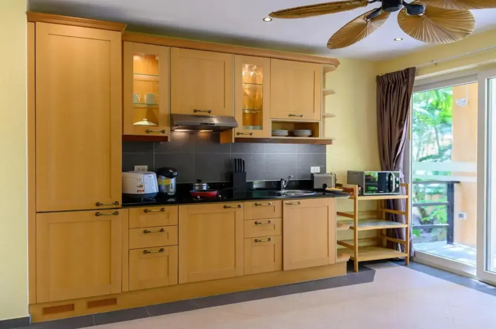 Boat House by Siam Royal Collection (Cbs Travel Asia)