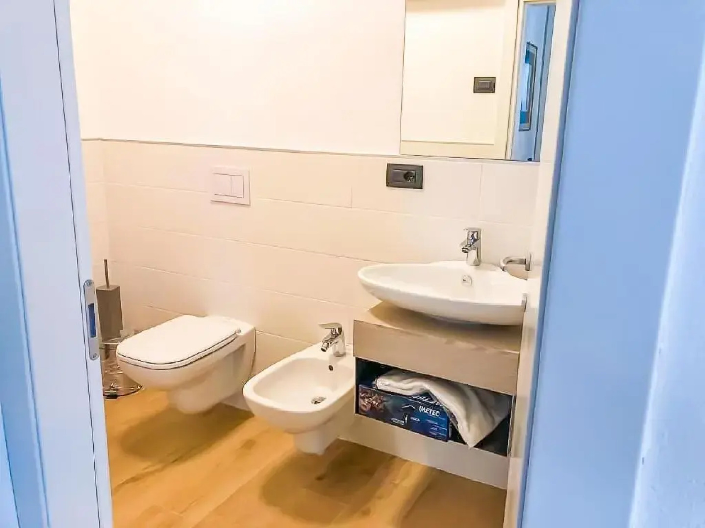 Dascio Emotion Ferienwohnung mit Terrasse am See