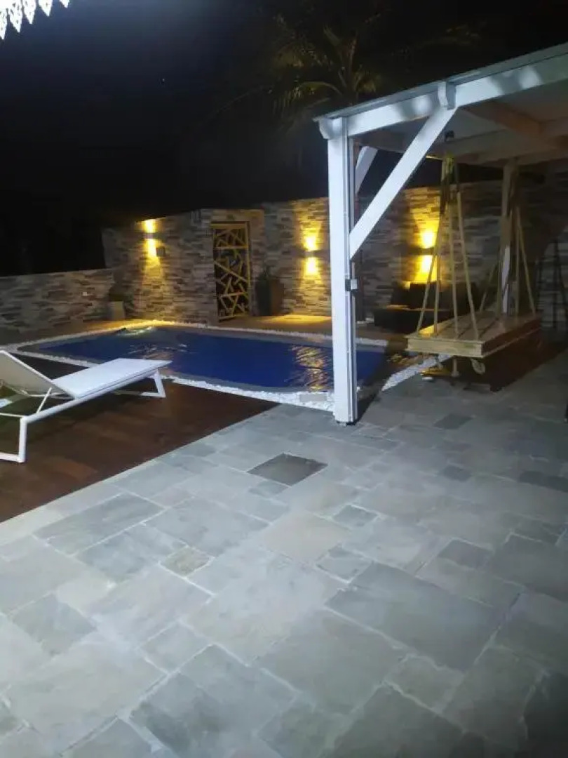 Villa blue tampon974