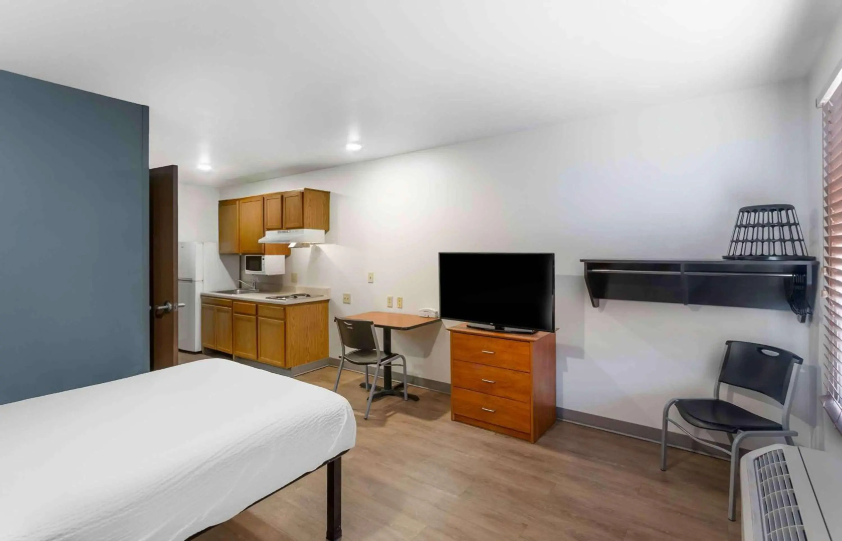 Woodspring Suites Ogden