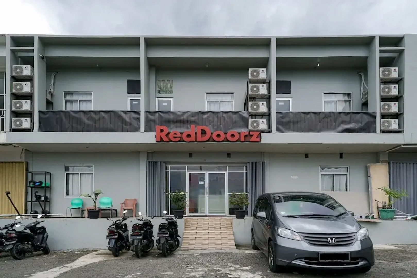 RedDoorz near Exit Toll Sirkuit Sentul
