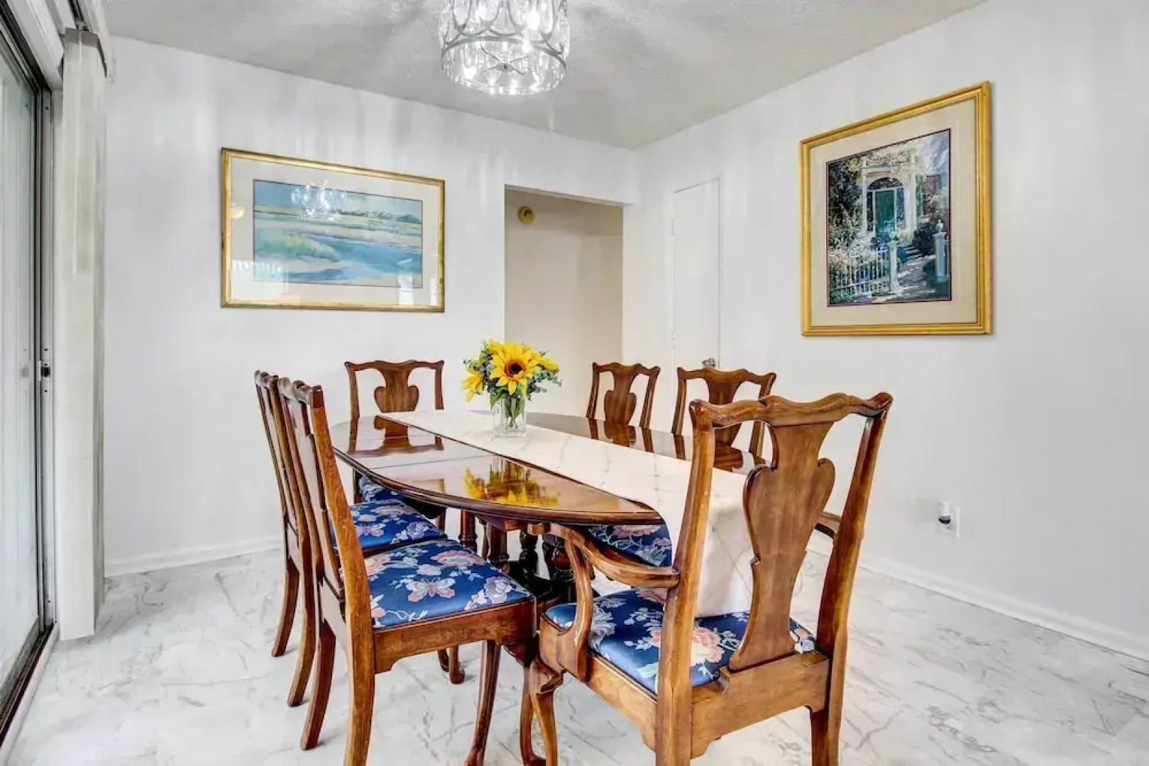 Peaceful Savannah Home - 11 Mi to Beaches!