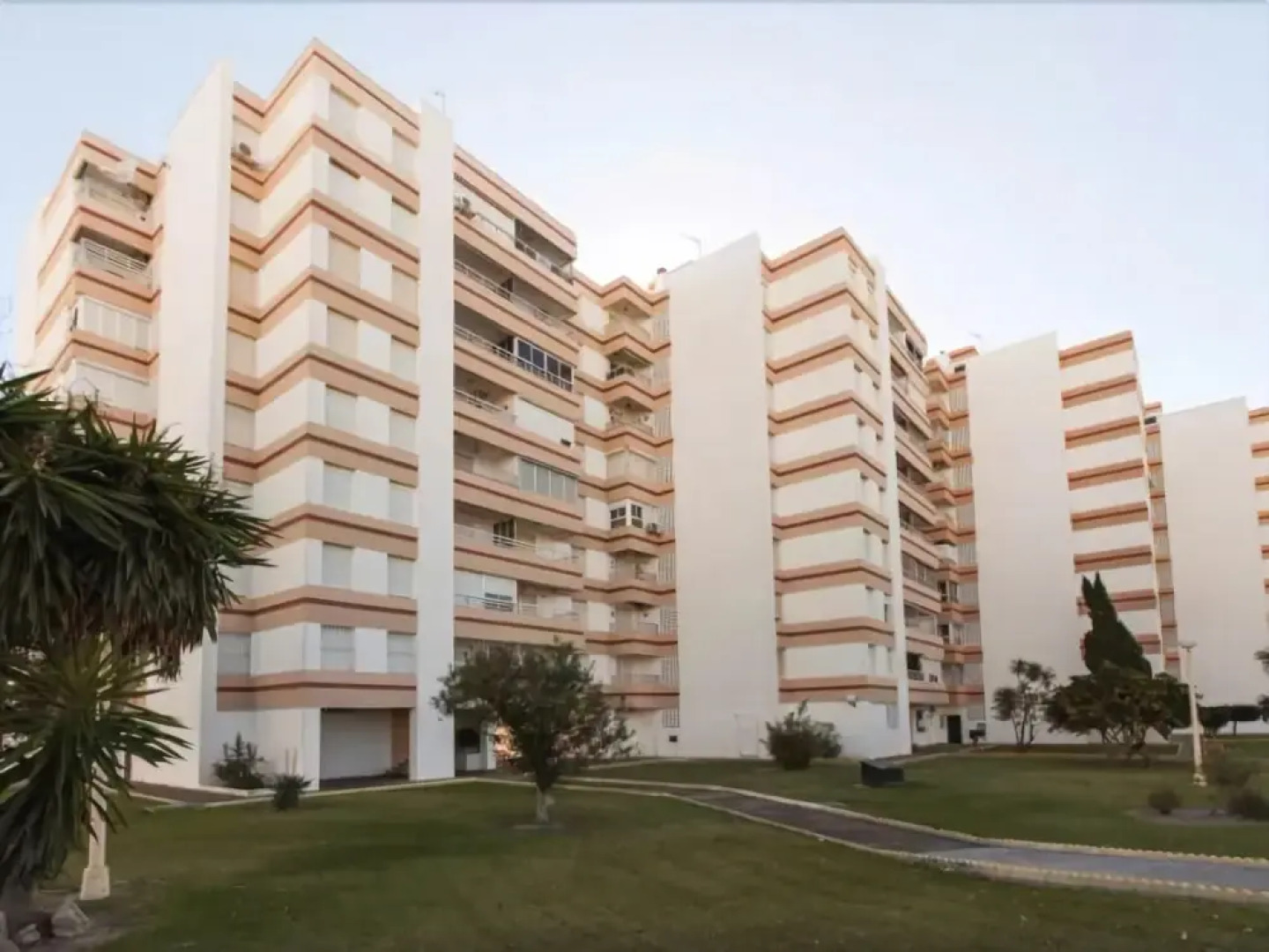 Holi-Rent Rincón de la Bahía