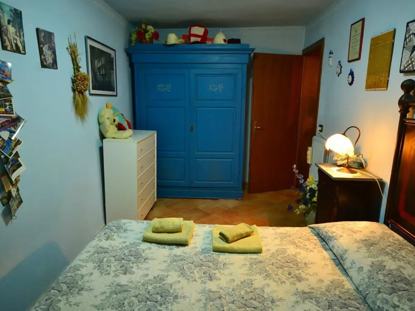 Cozy Holiday Home with a Jacuzzi in Montopoli