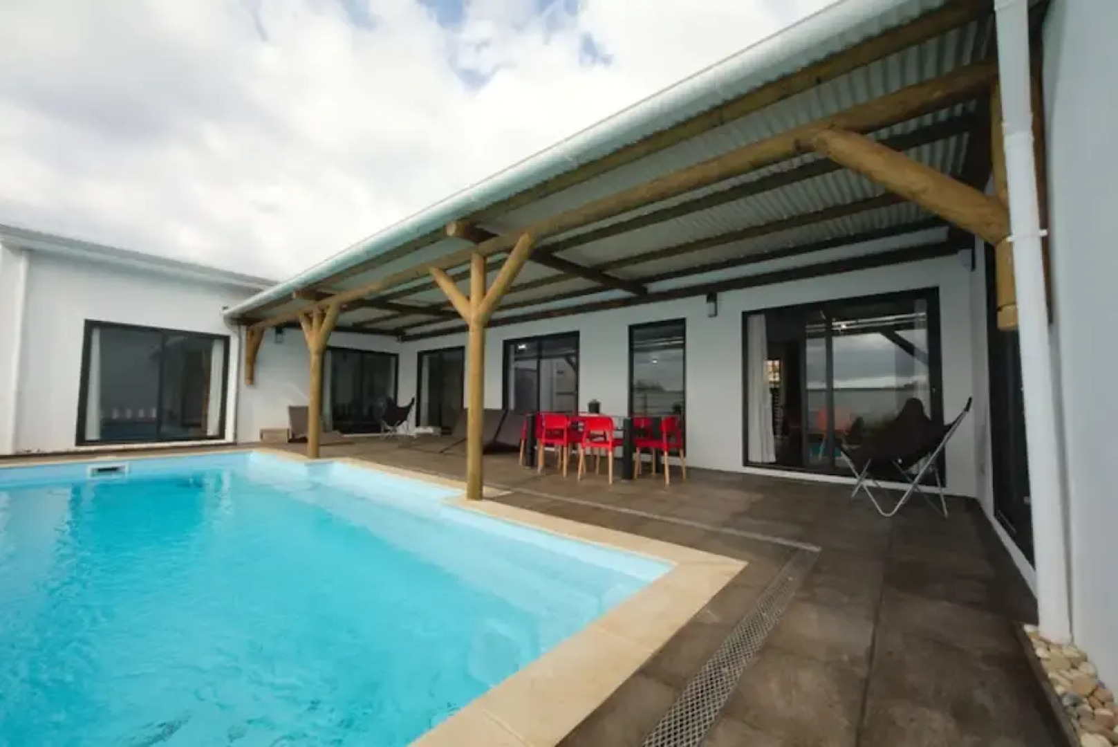 Villa with 4 Bedrooms in Pointe Aux Sables, Port Louis, with Private Pool, Enclosed Garden And Wifi - 800 M From the Beach