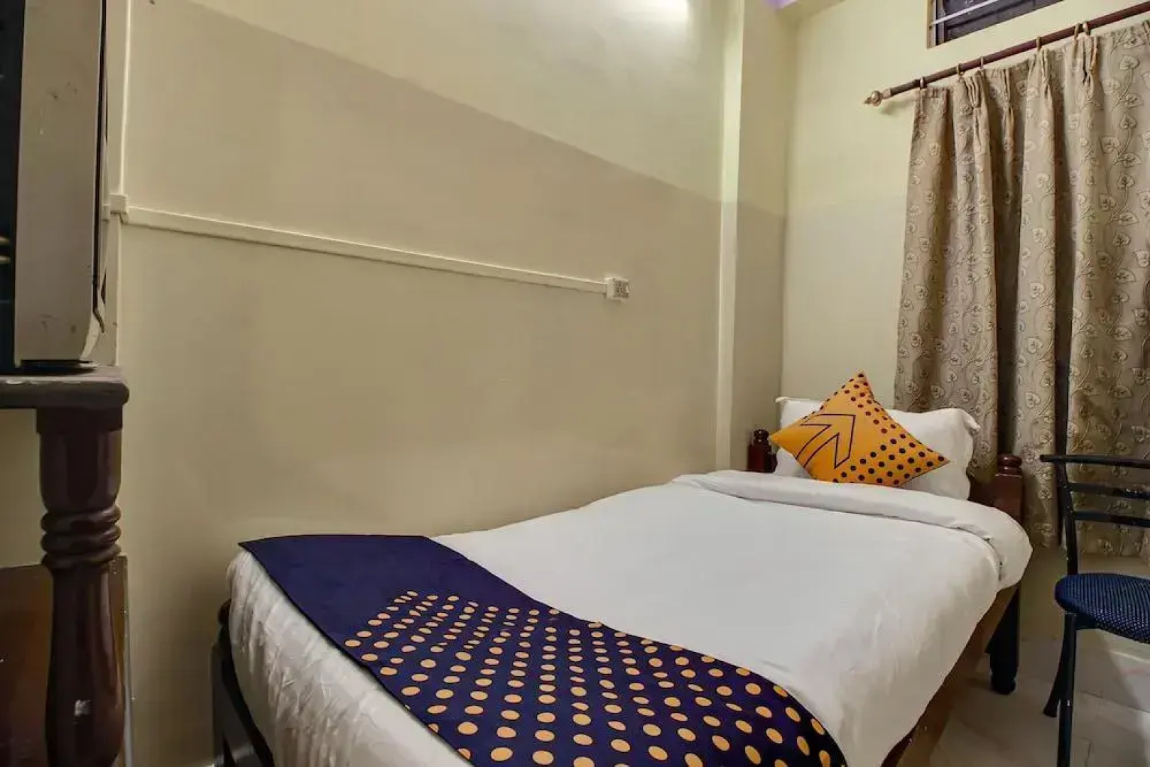 Hotel Hollywood by OYO Rooms