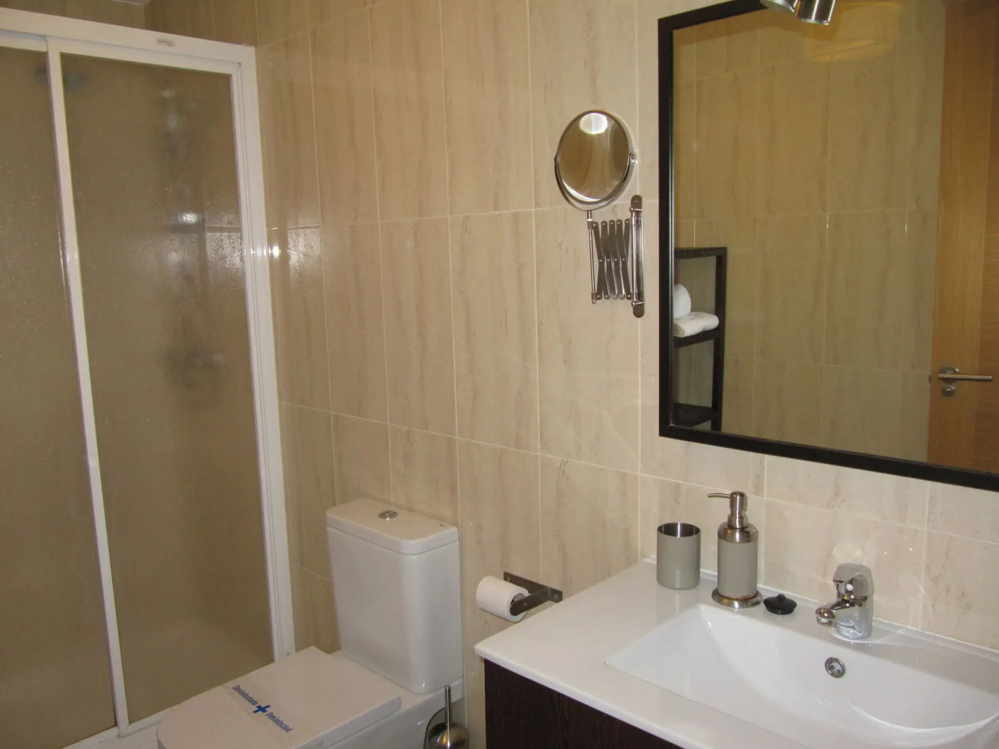 Life Apartments Alameda Colon