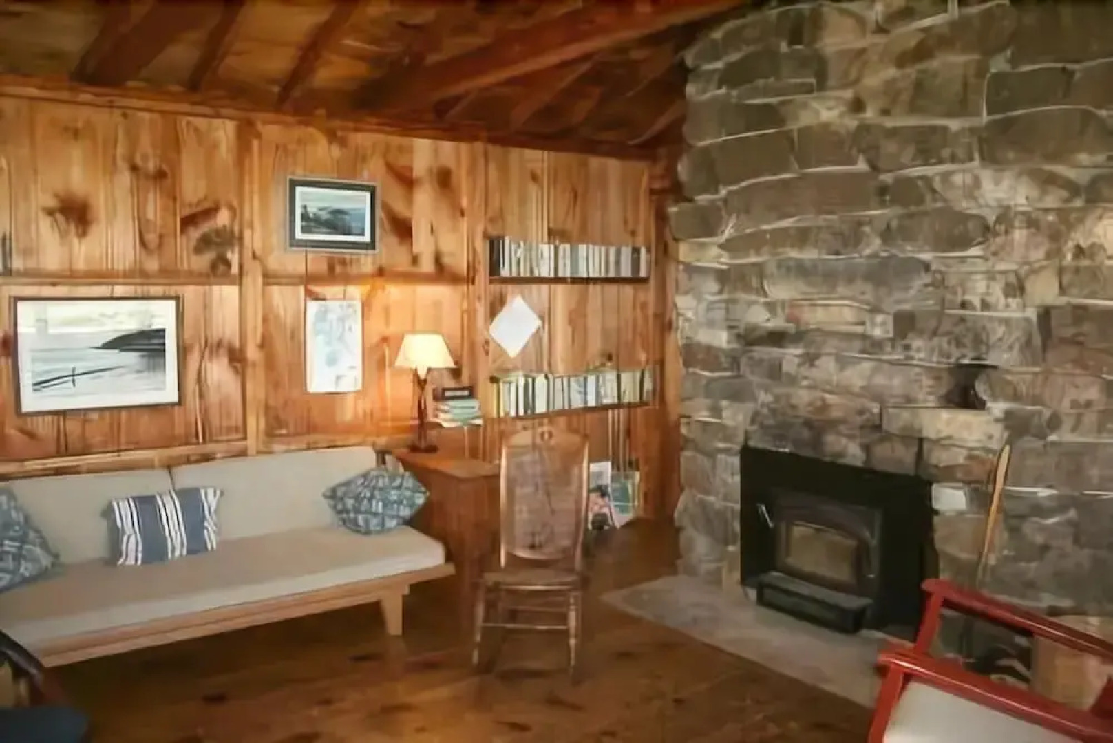 Weiss Upper Cottage - Three Bedroom Home