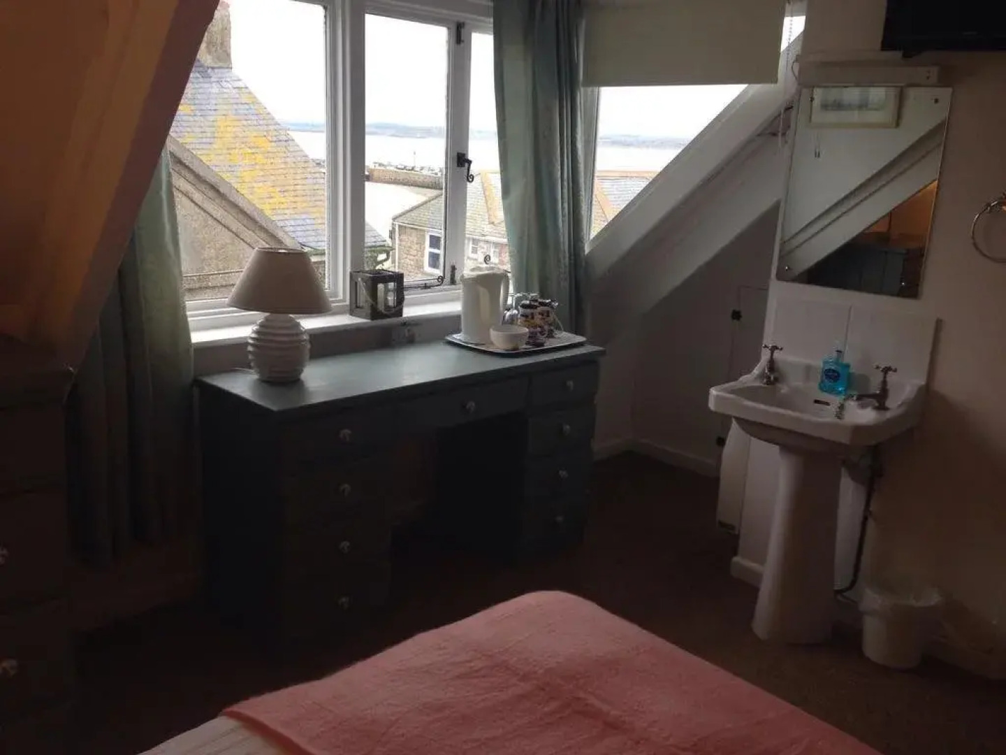 Anchorage Bed and Breakfast