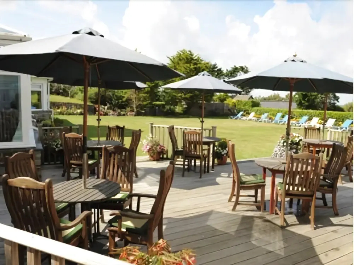 Treglos Hotel