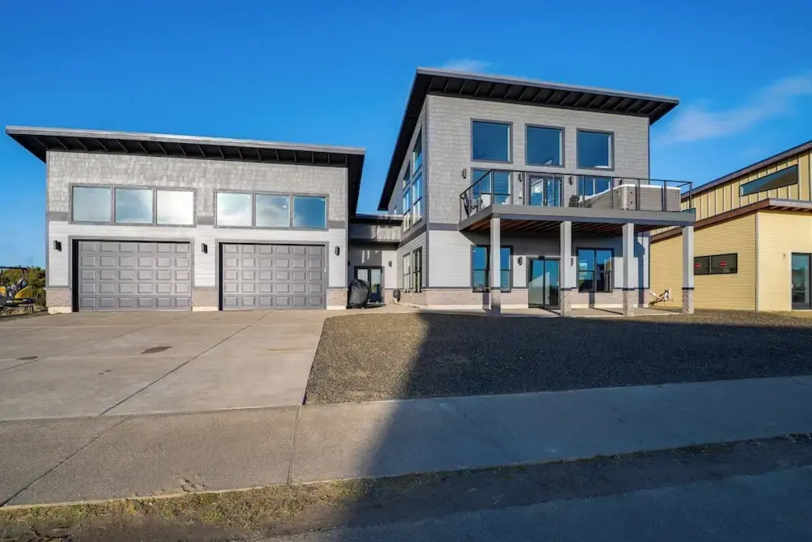 Steps to Shore: Family Beach Getaway in Westport