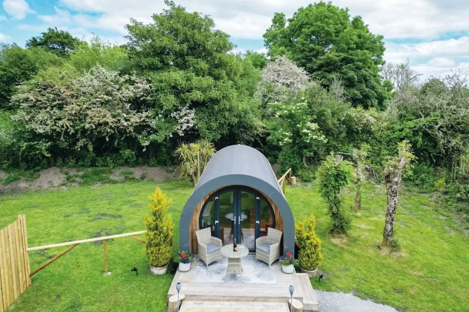 Woody's - 1 Bedroom Pod - Cold Inn