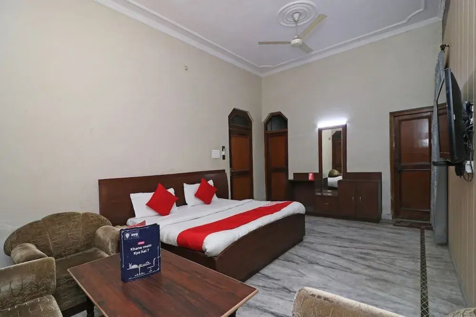 OYO 16270 Hotel Sweet Home