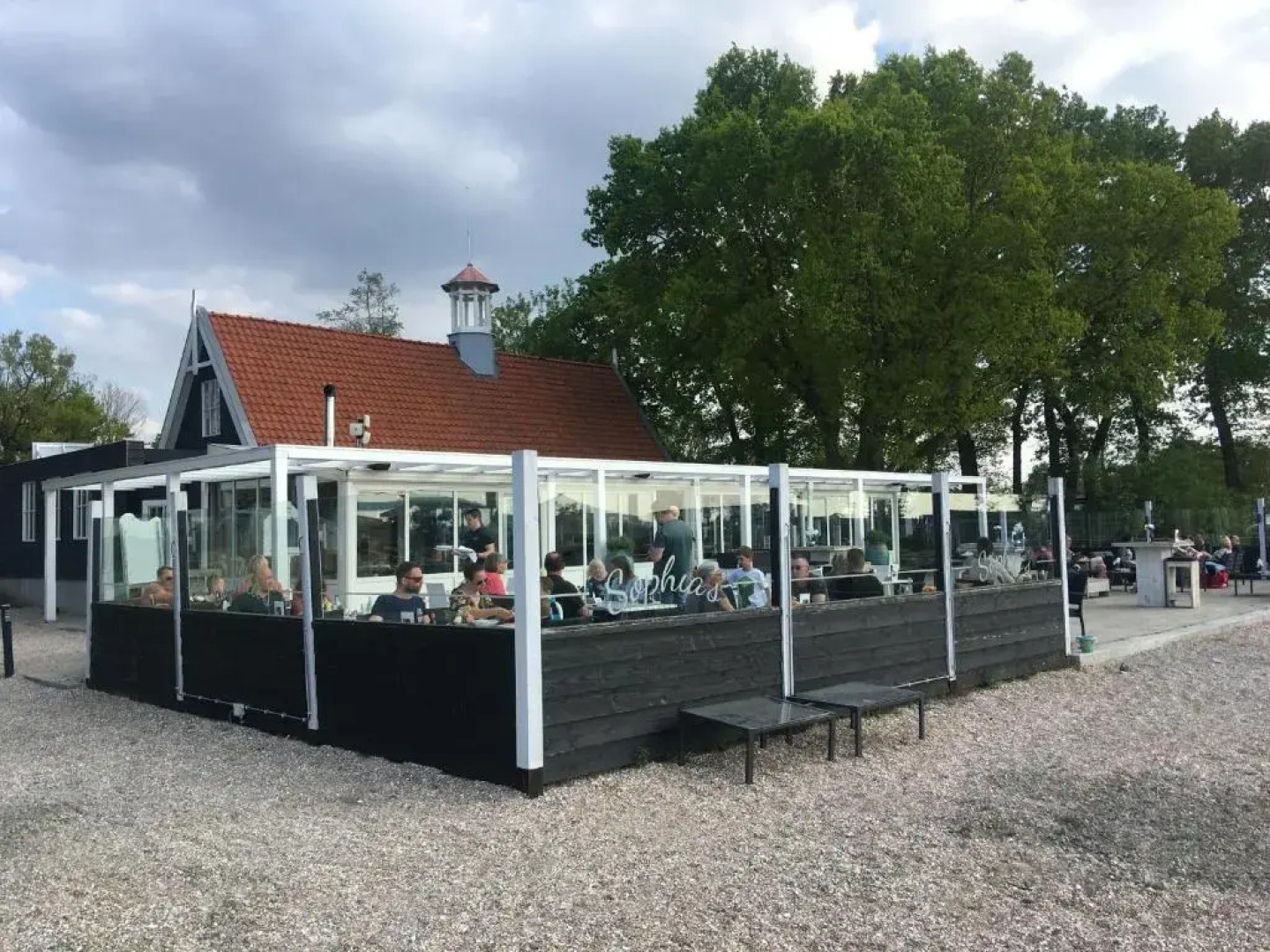 Fraai Tiny House aan het veluwemeer met uitzicht & veranda