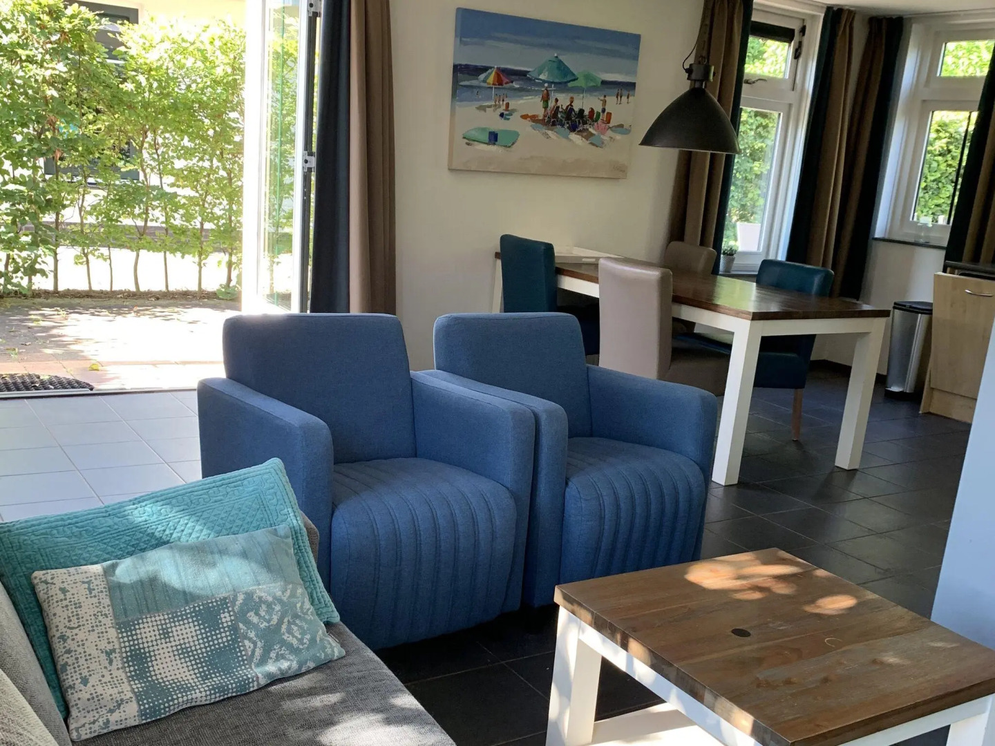 Luxury Holiday Home with Hot Tub at Dutch Coast