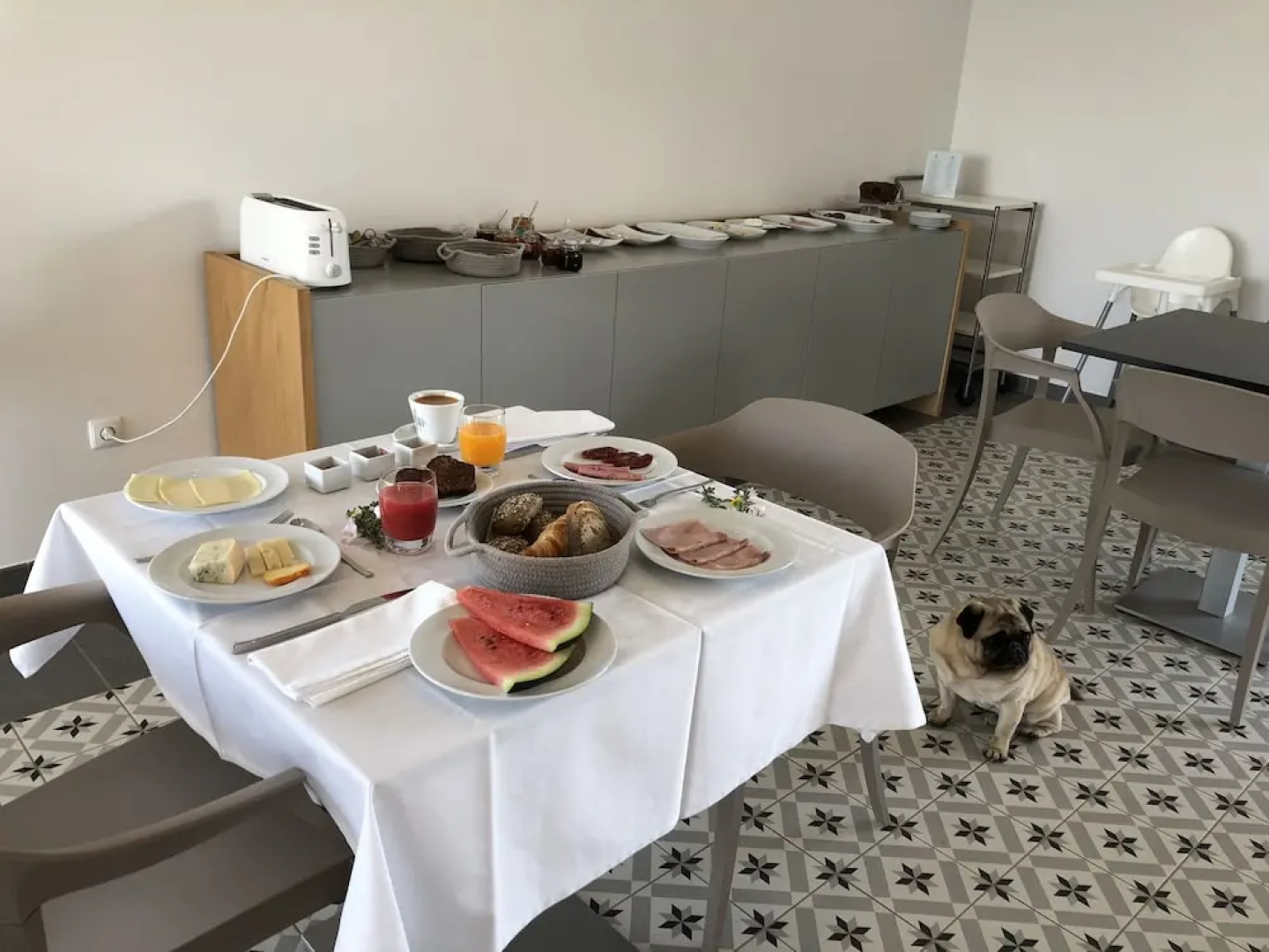 Mercedes Country House