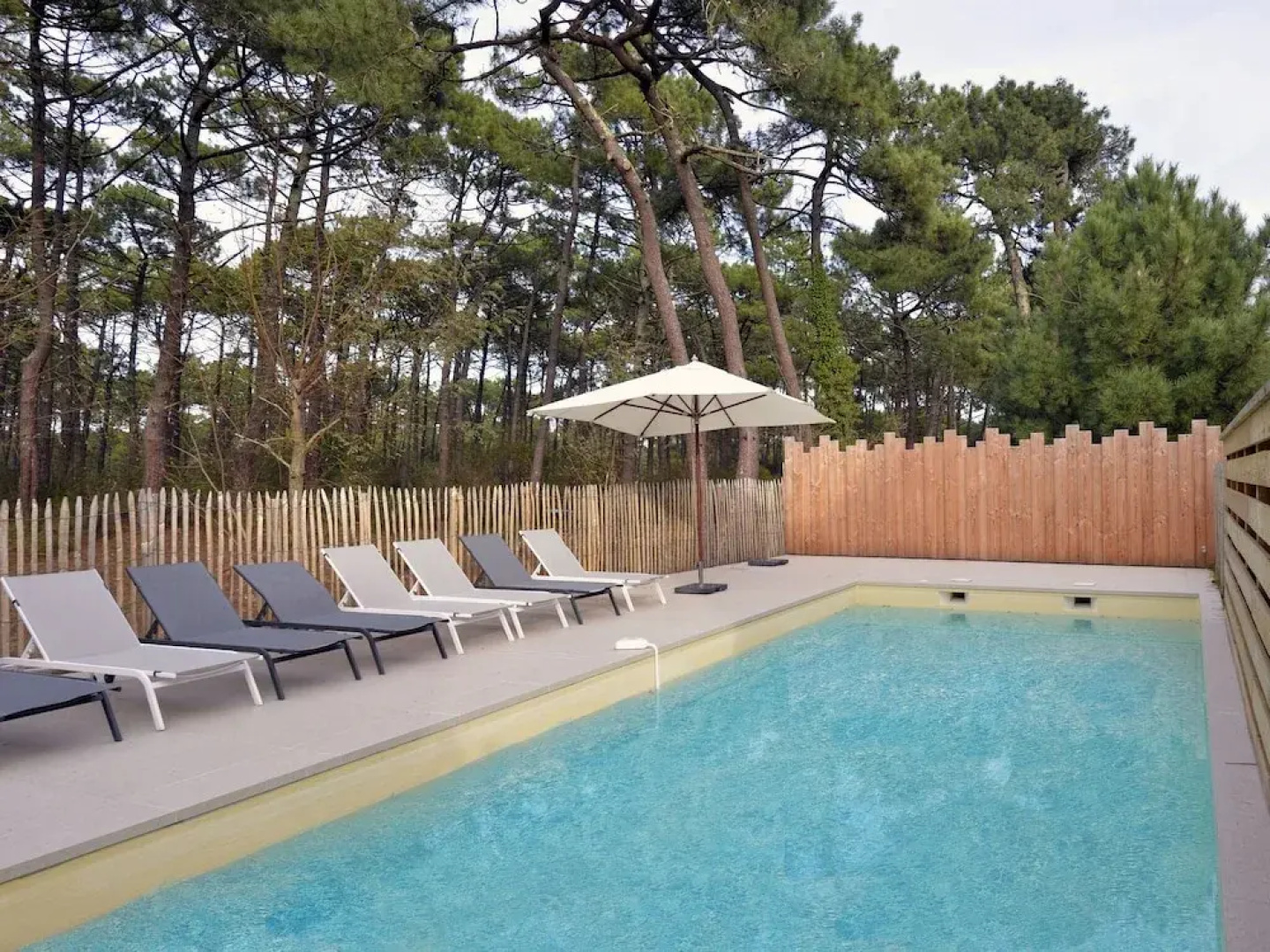 Modern Apartment in Lively Lacanau-océan