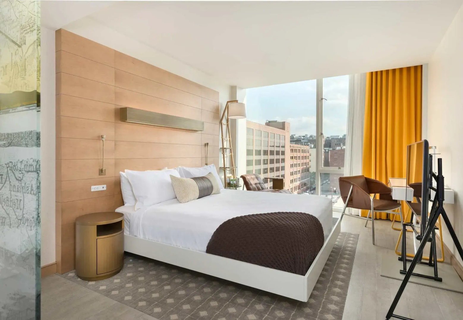 The Envoy Hotel, Autograph Collection