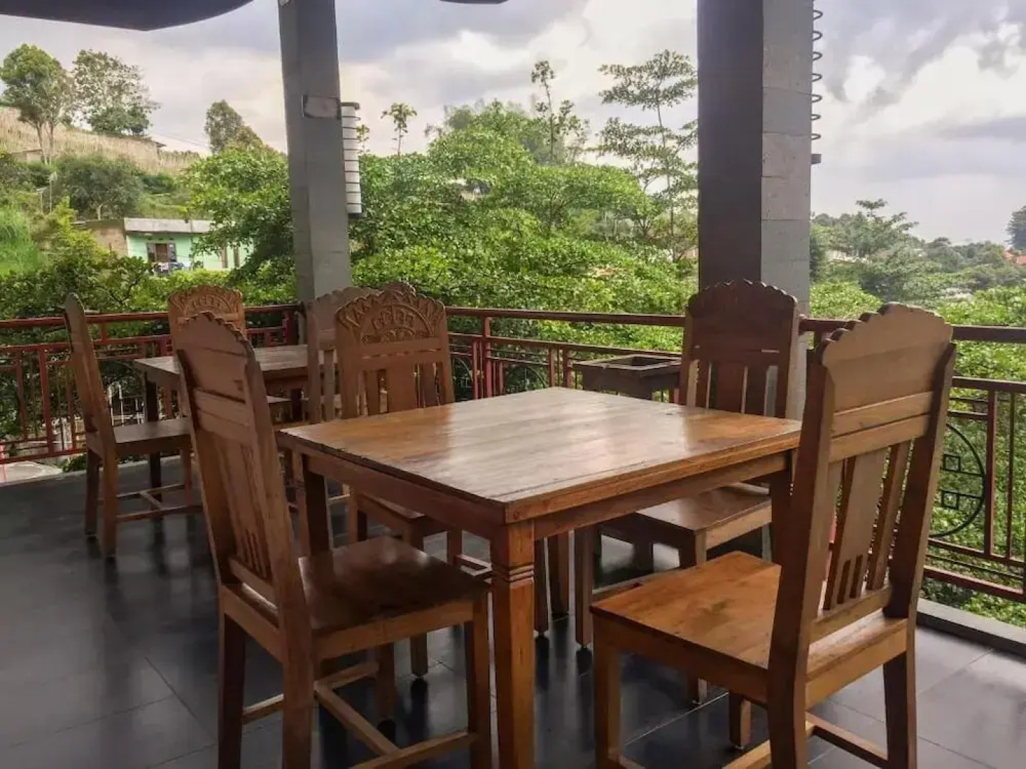 Rumah Stroberi Organic Farm and Lodge