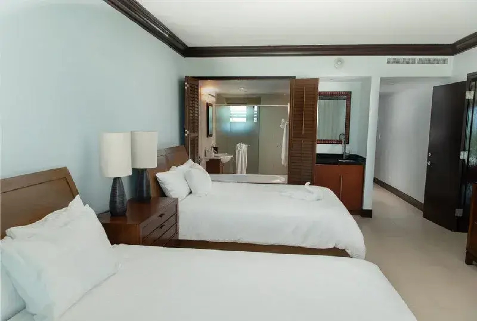 Abaco Towns by the Sea