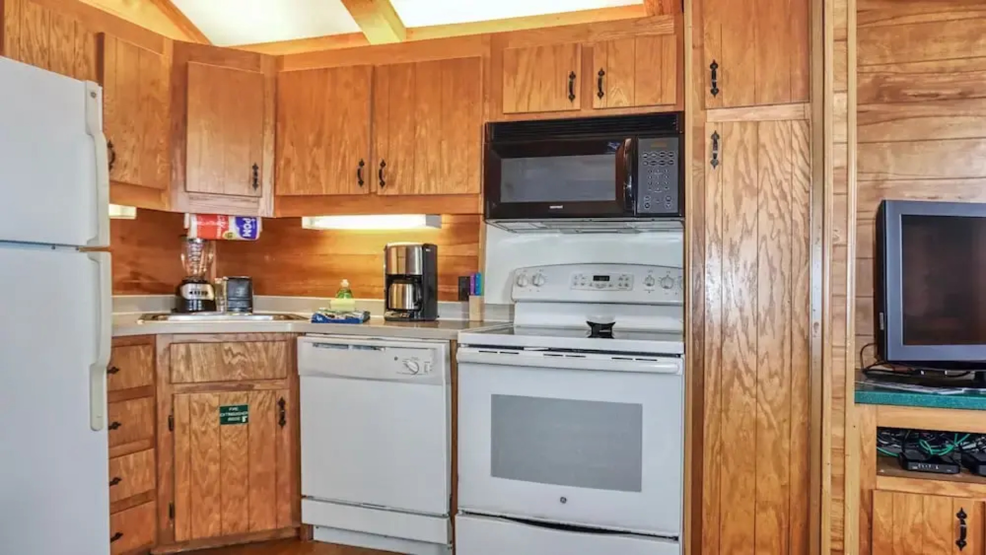 Lake Seminole Country Cabins