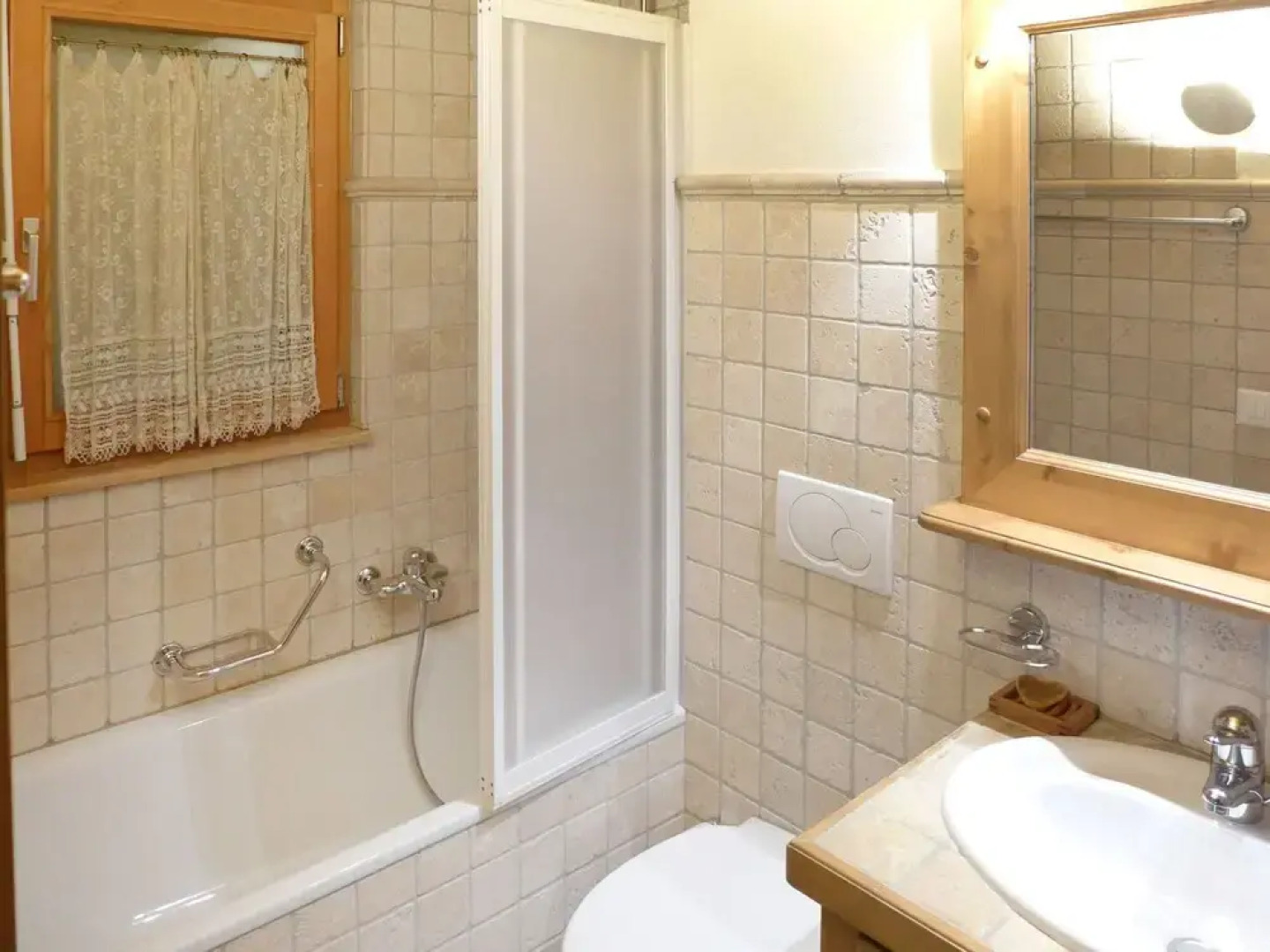 Soldanella Lens in Lens