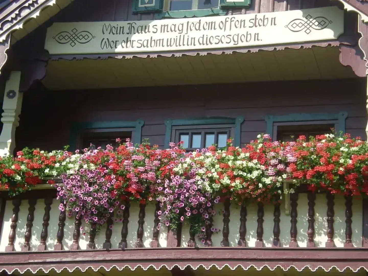 Renovated Mountain Retreat Stay