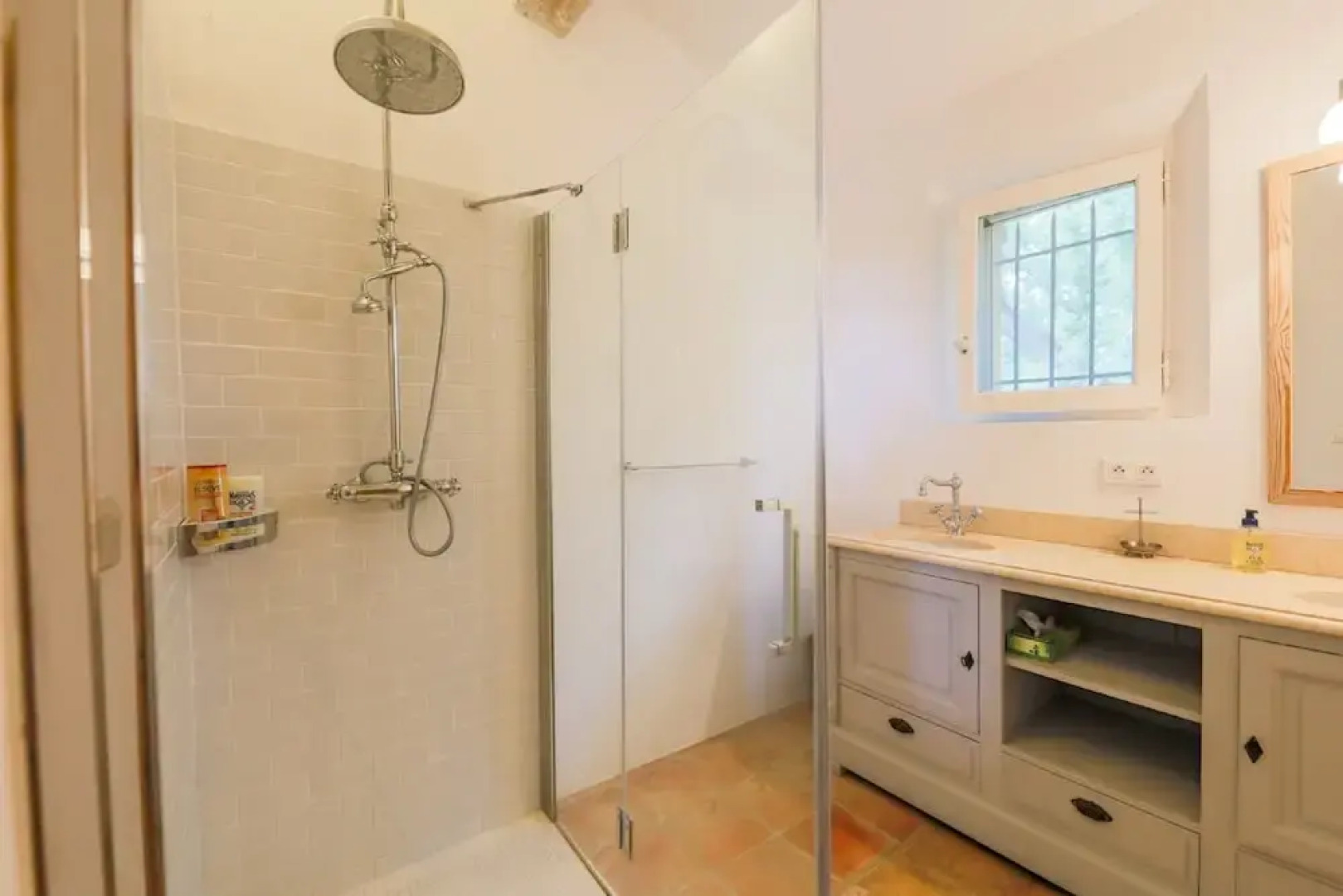 Chateauneuf Bellevue VI4062