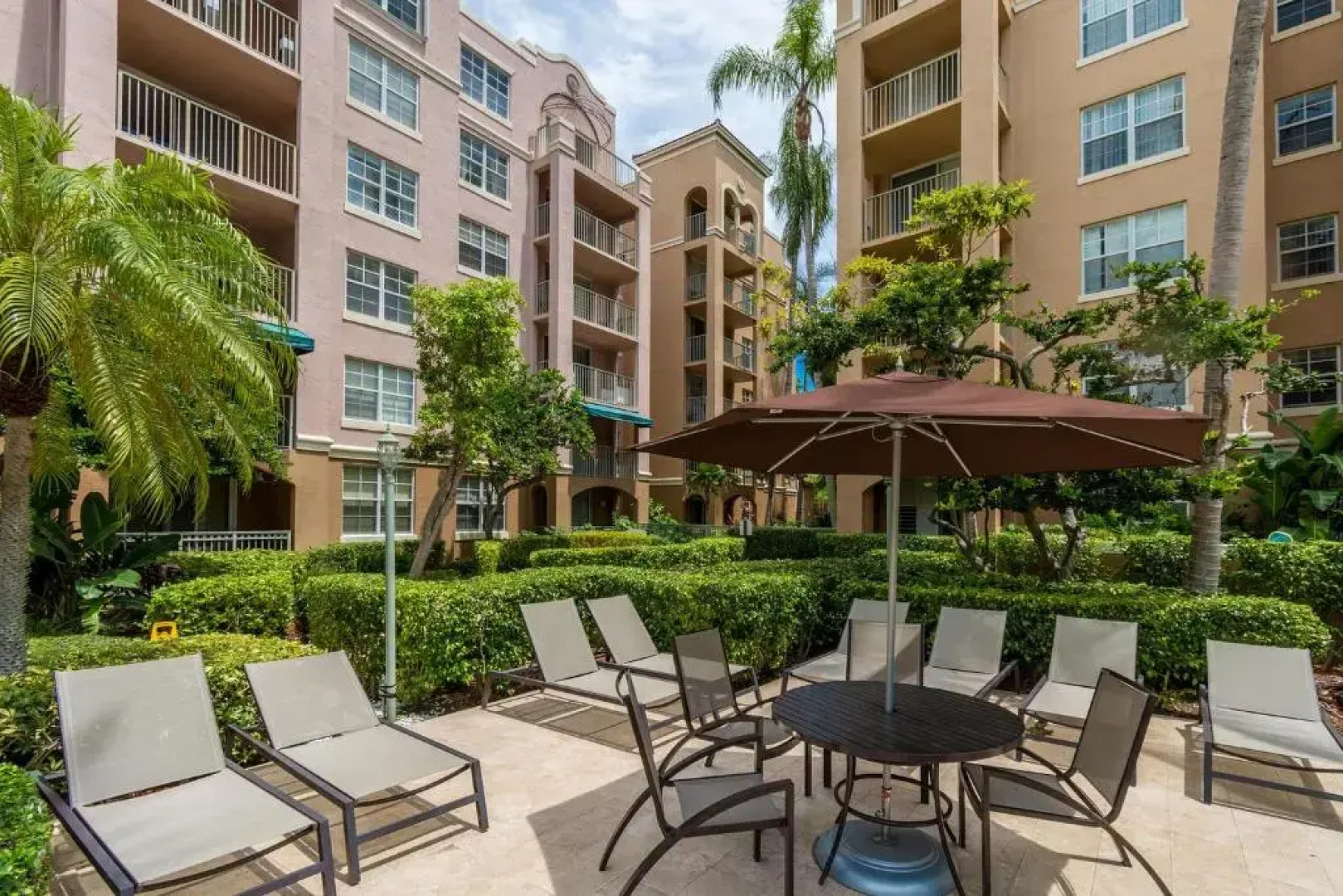 Yacht Club at Aventura Luxurious 1 Bed 1 Bath